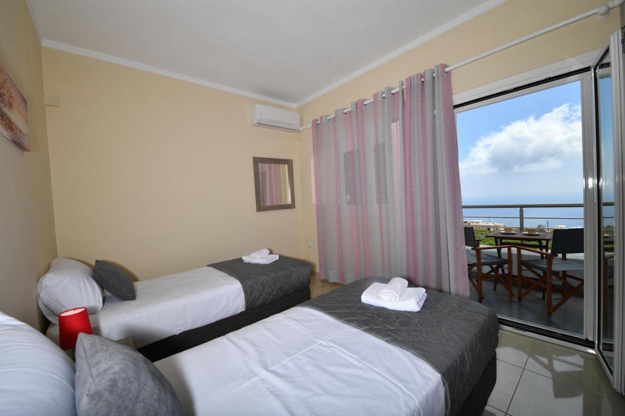 Roza'S Family House Apartment Imerovigli  Luaran gambar