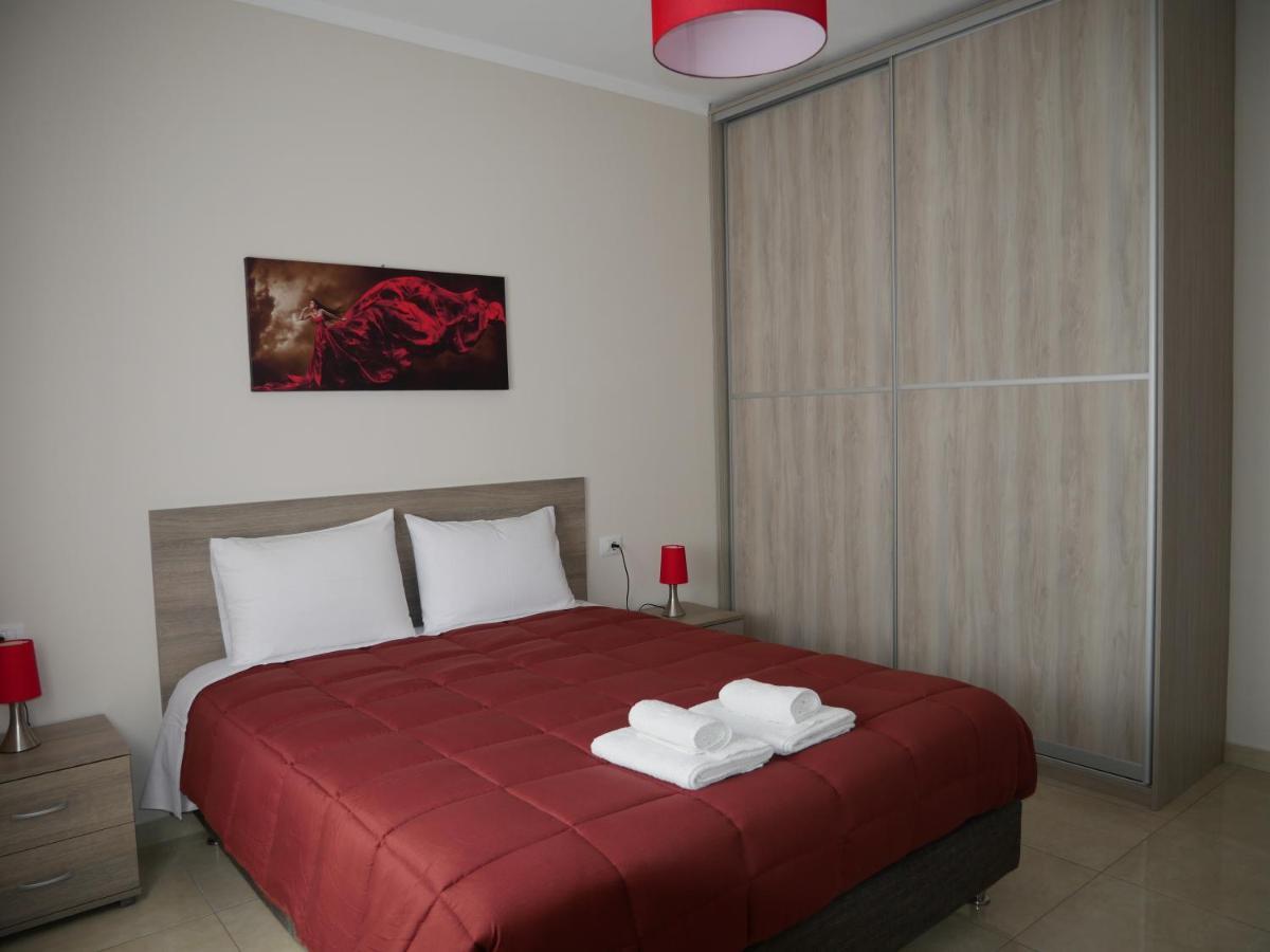 Roza'S Family House Apartment Imerovigli  Luaran gambar