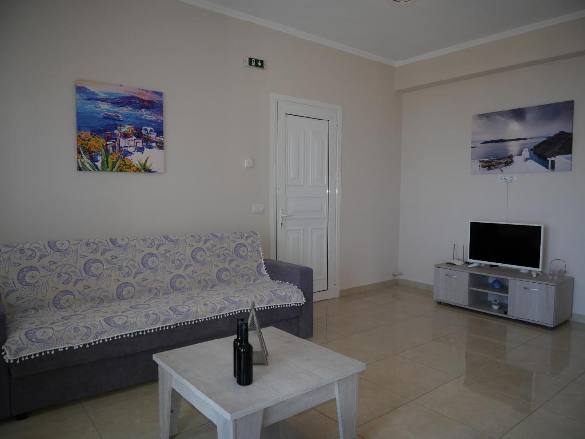 Roza'S Family House Apartment Imerovigli  Luaran gambar