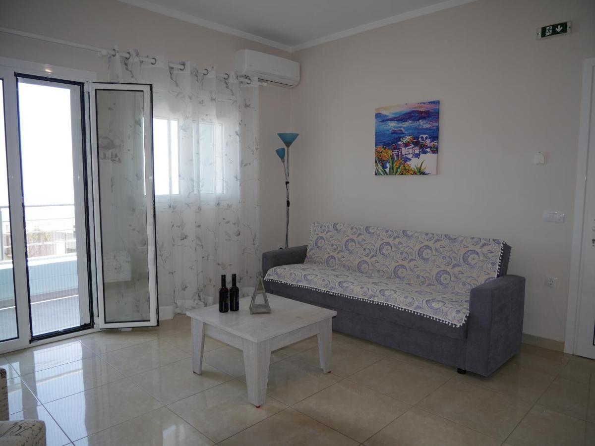 Roza'S Family House Apartment Imerovigli  Luaran gambar